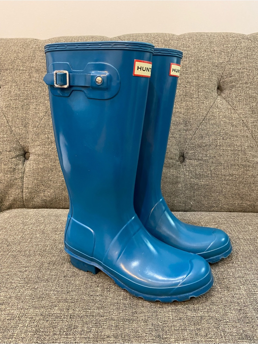 Hunter Original Tall Gloss Blue Rain Boots Women’s Size 6